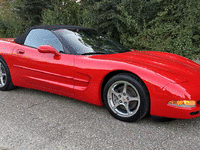 Image 2 of 13 of a 1998 CHEVROLET CORVETTE