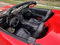 Image 9 of 13 of a 1998 CHEVROLET CORVETTE