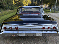 Image 10 of 16 of a 1962 CHEVROLET IMPALA