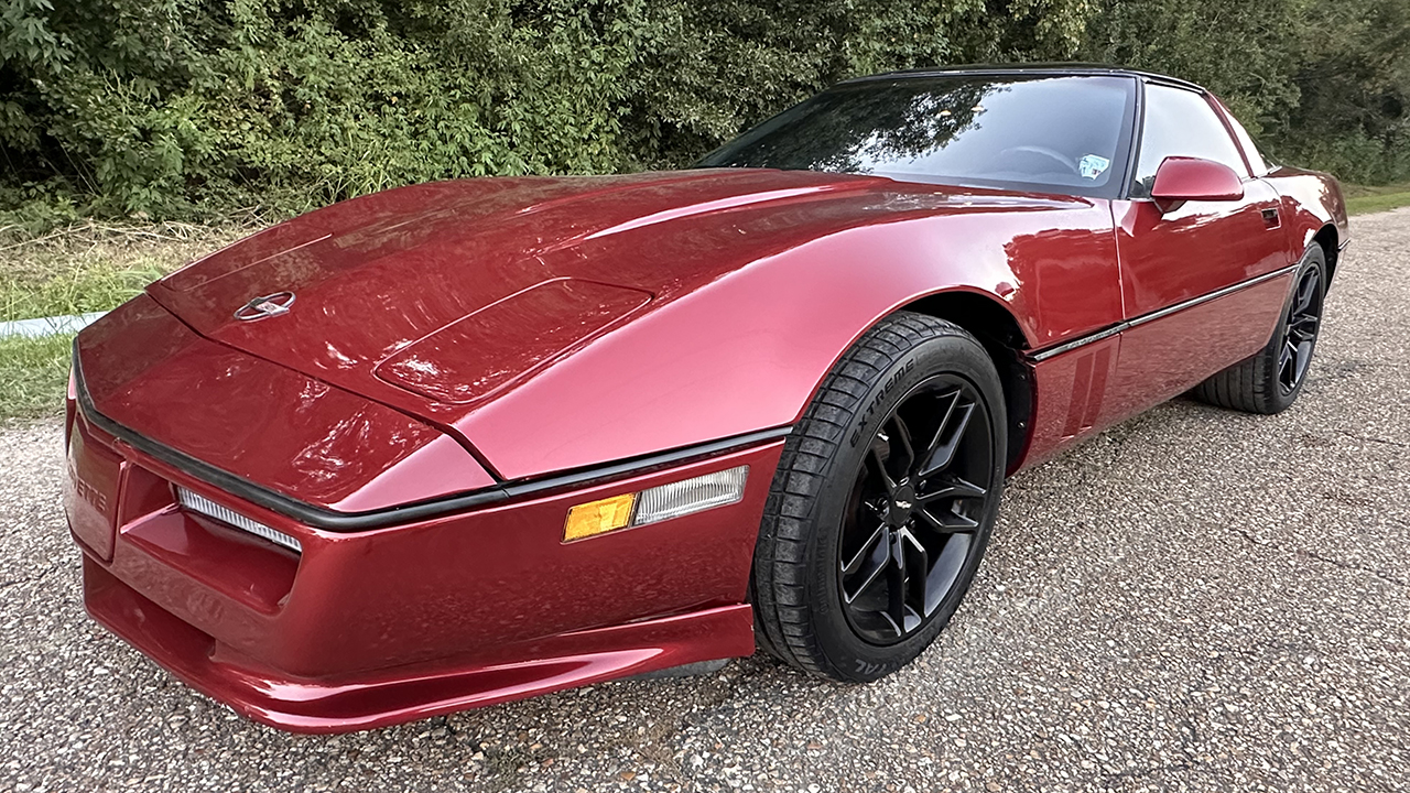 0th Image of a 1990 CHEVROLET CORVETTE