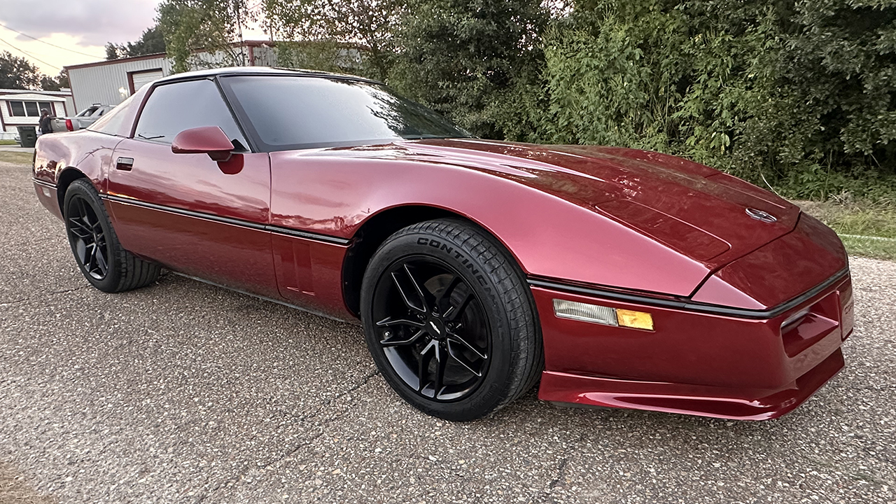 1st Image of a 1990 CHEVROLET CORVETTE