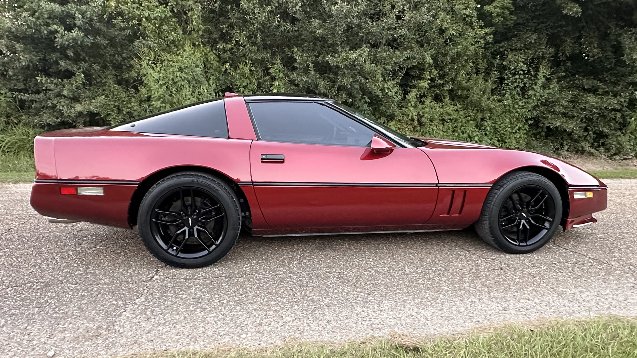 5th Image of a 1990 CHEVROLET CORVETTE