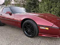 Image 2 of 12 of a 1990 CHEVROLET CORVETTE