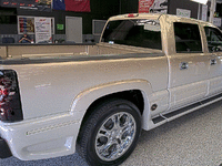 Image 4 of 5 of a 2006 CHEVROLET SILVERADO