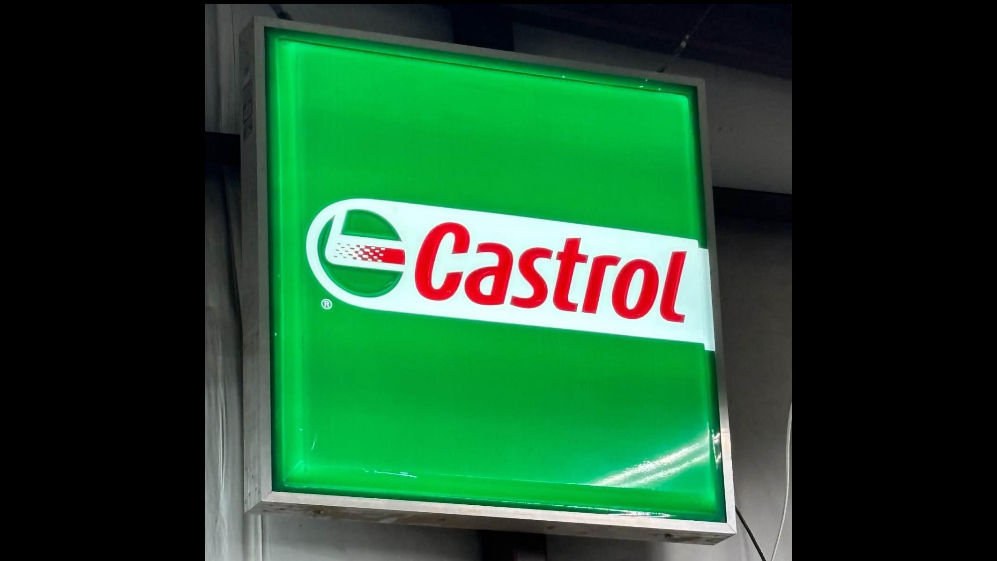 0th Image of a N/A CASTROL SIGN