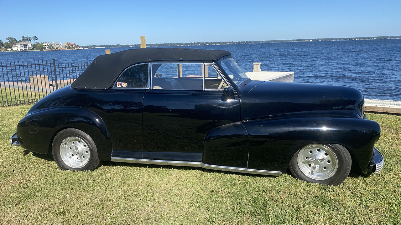 4th Image of a 1947 CHEVROLET STREETROD