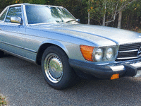 Image 2 of 15 of a 1984 MERCEDES-BENZ 380 380SL