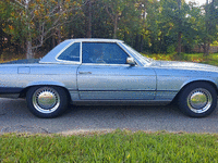 Image 4 of 15 of a 1984 MERCEDES-BENZ 380 380SL