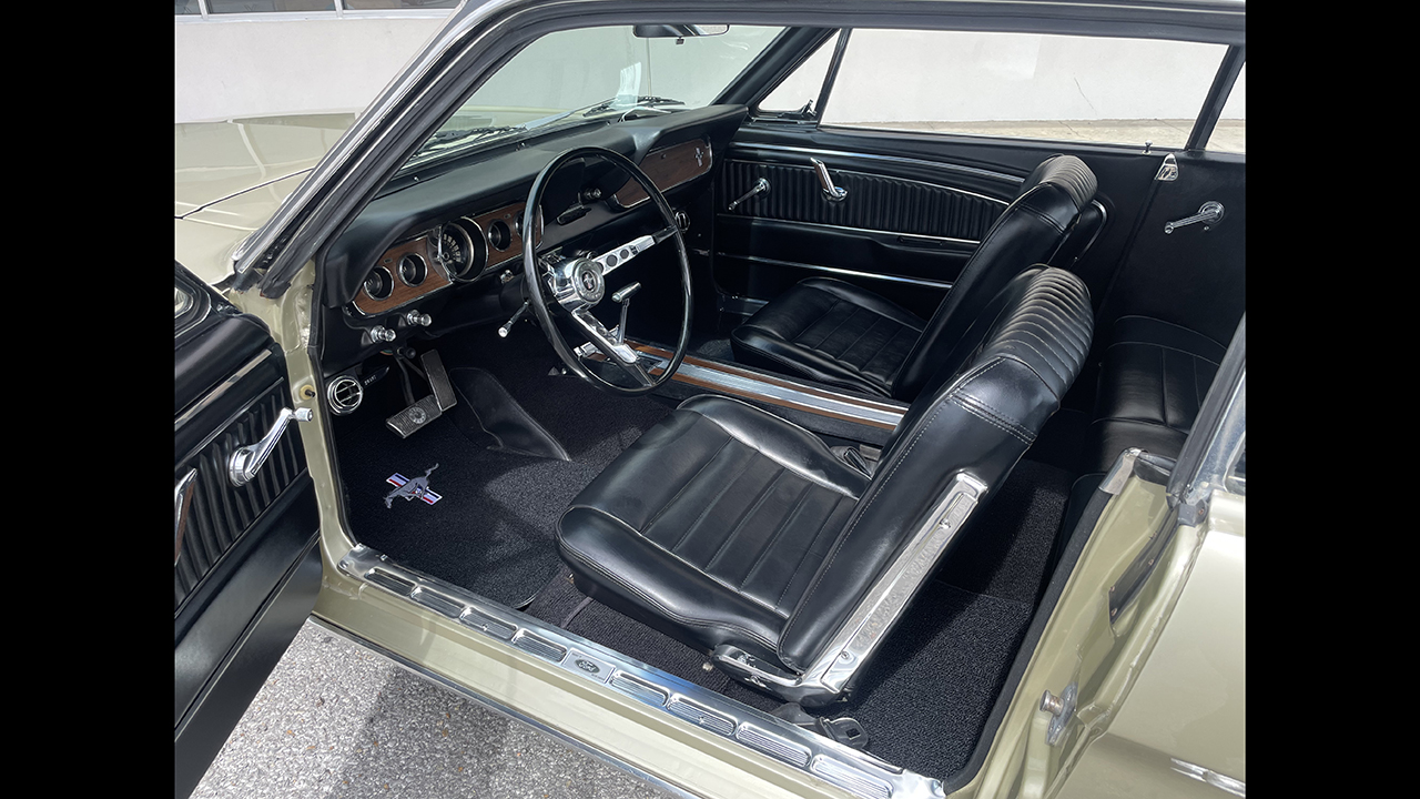 7th Image of a 1966 FORD MUSTANG