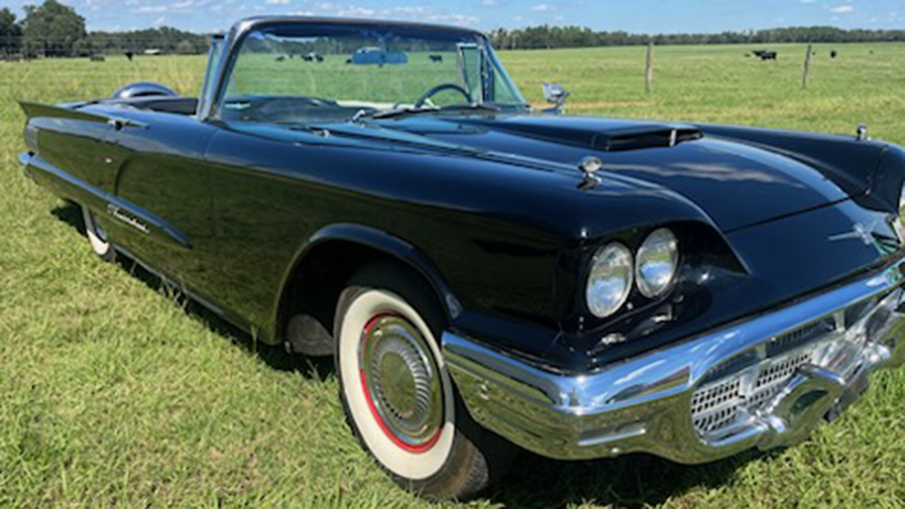 1st Image of a 1960 FORD THUNDERBIRD