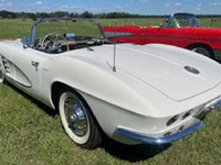 Image 3 of 4 of a 1961 CHEVROLET CORVETTE