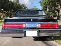 Image 6 of 22 of a 1983 BUICK ELECTRA PARK AVE