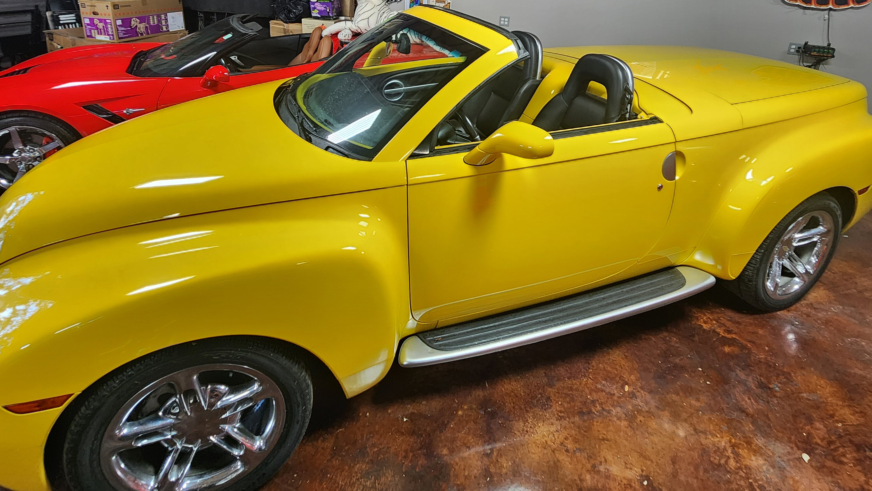 9th Image of a 2004 CHEVROLET SSR LS