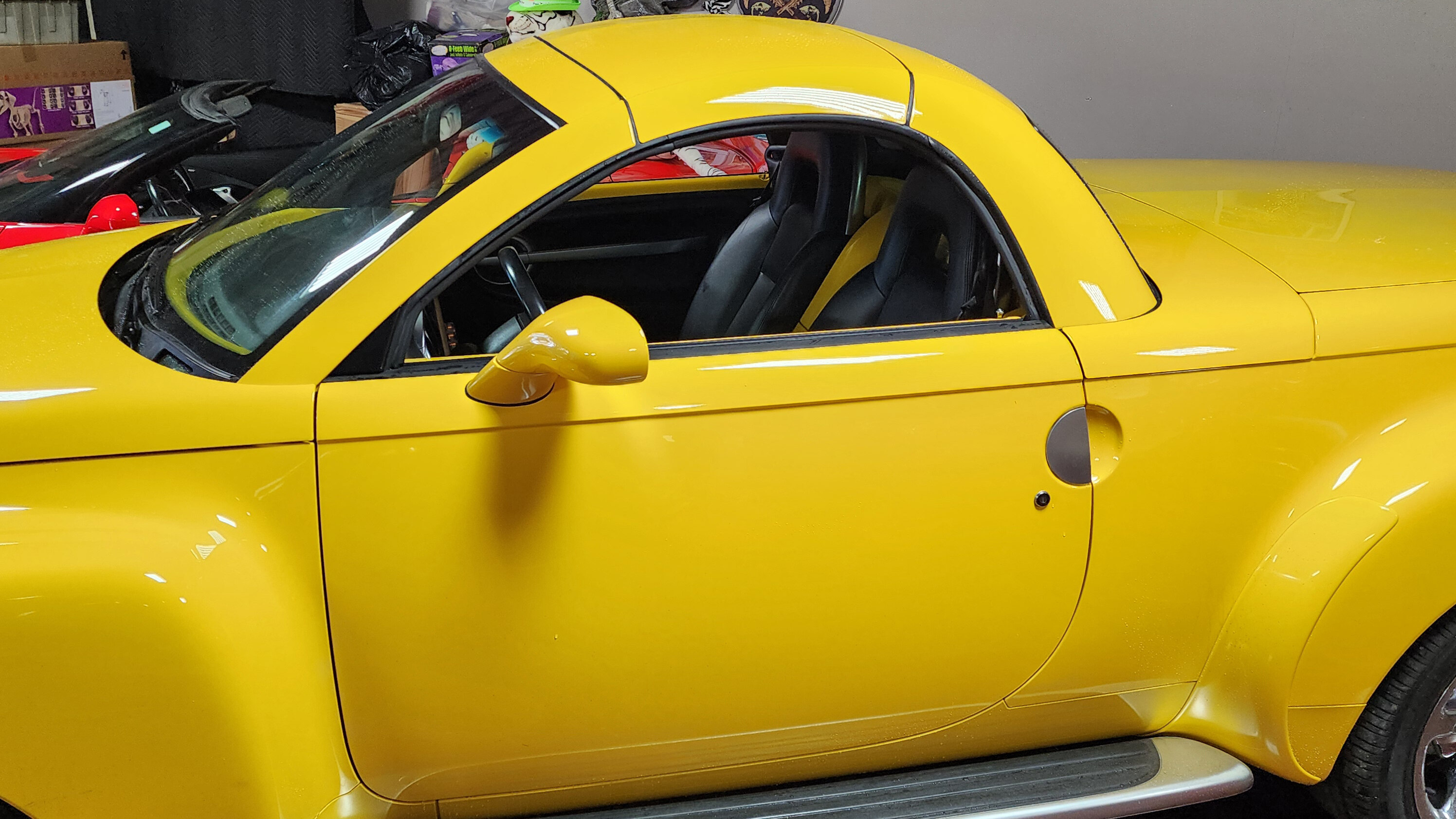 12th Image of a 2004 CHEVROLET SSR LS