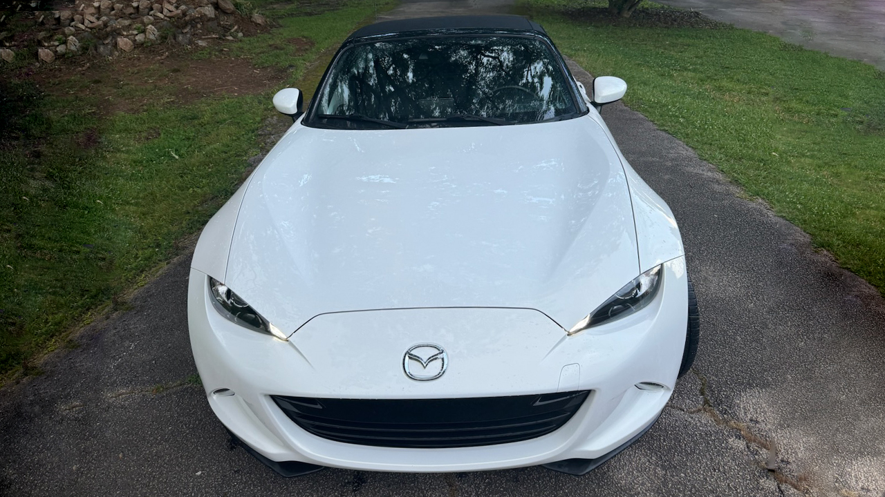 4th Image of a 2016 MAZDA MX-5 MIATA GRAND TOURING