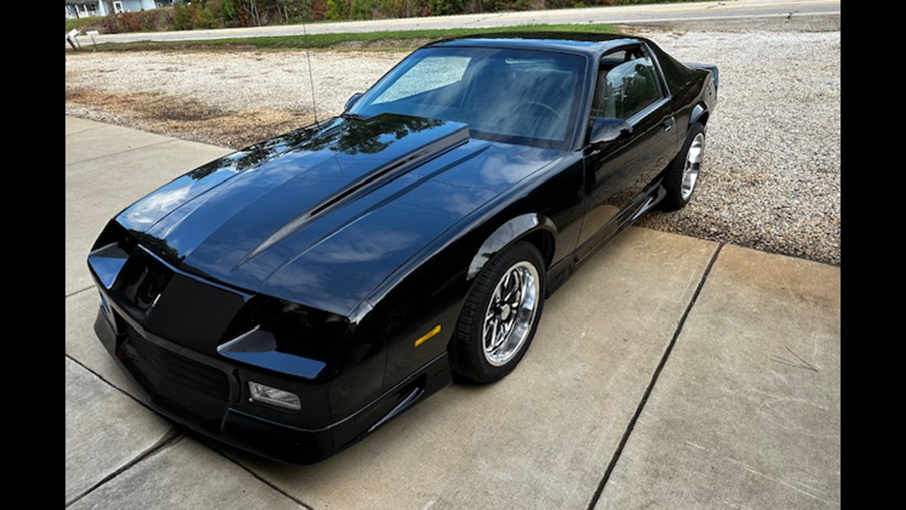 0th Image of a 1992 CHEVROLET CAMARO RS