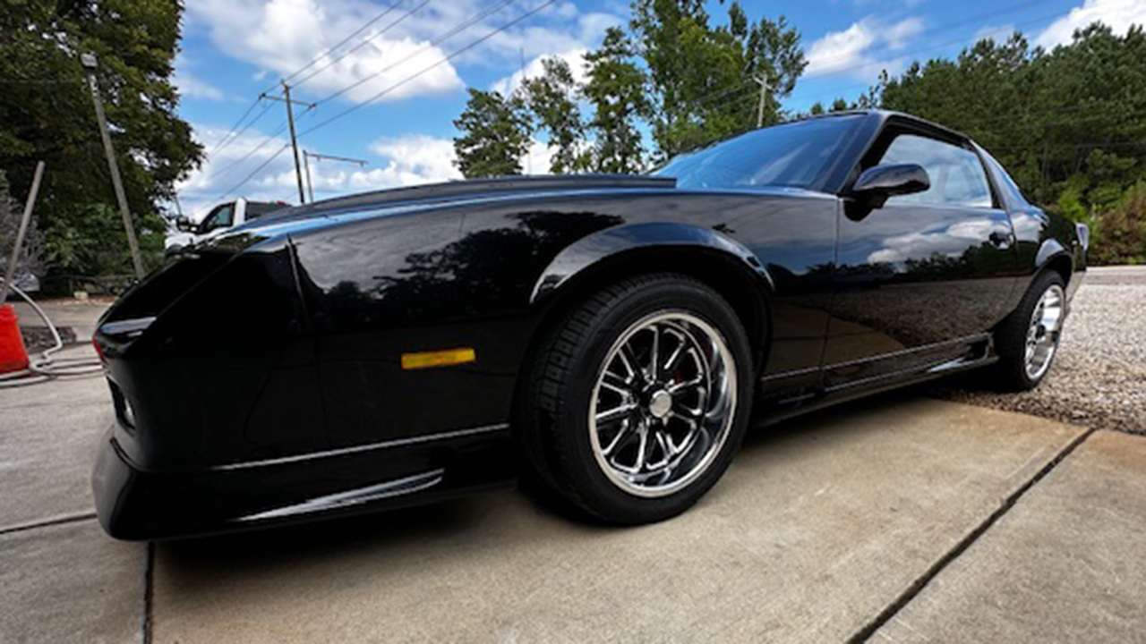 1st Image of a 1992 CHEVROLET CAMARO RS