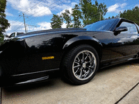 Image 2 of 8 of a 1992 CHEVROLET CAMARO RS