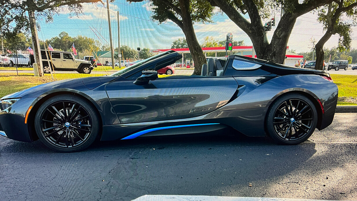 10th Image of a 2019 BMW I8