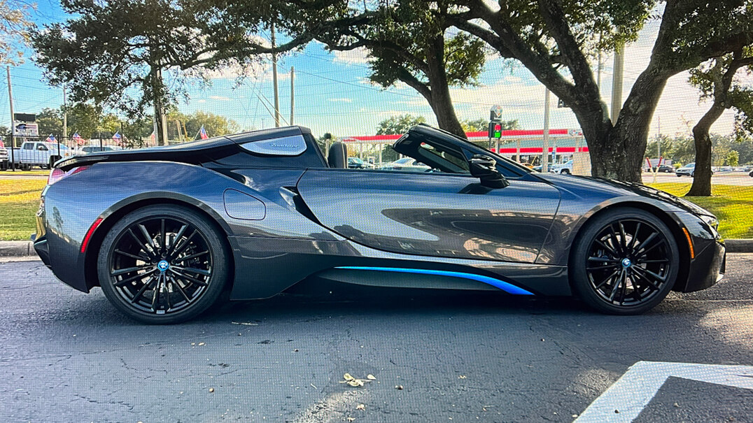 11th Image of a 2019 BMW I8