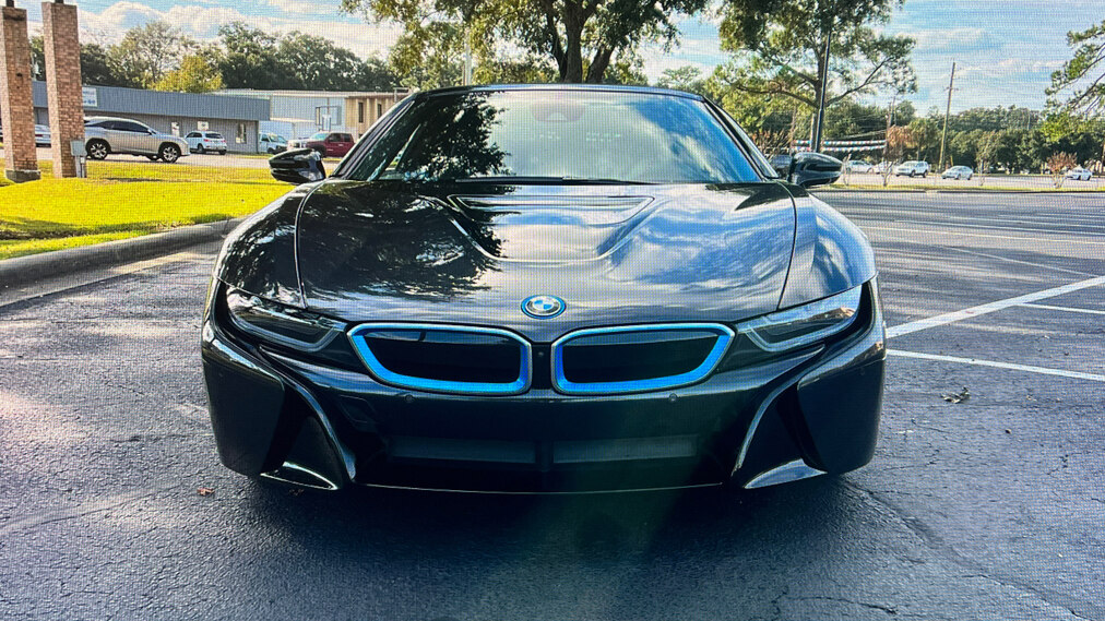 13th Image of a 2019 BMW I8