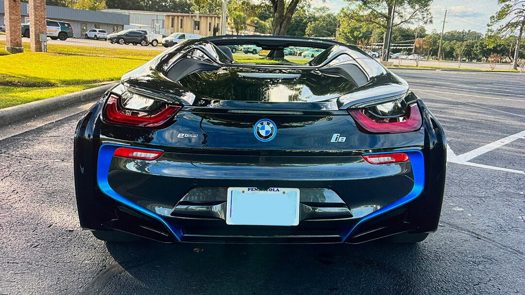 14th Image of a 2019 BMW I8