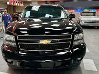 Image 8 of 28 of a 2013 CHEVROLET AVALANCHE LS