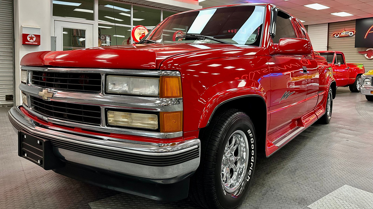 2nd Image of a 1998 CHEVROLET SILVERADO 1500