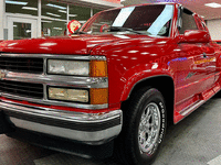 Image 3 of 26 of a 1998 CHEVROLET SILVERADO 1500