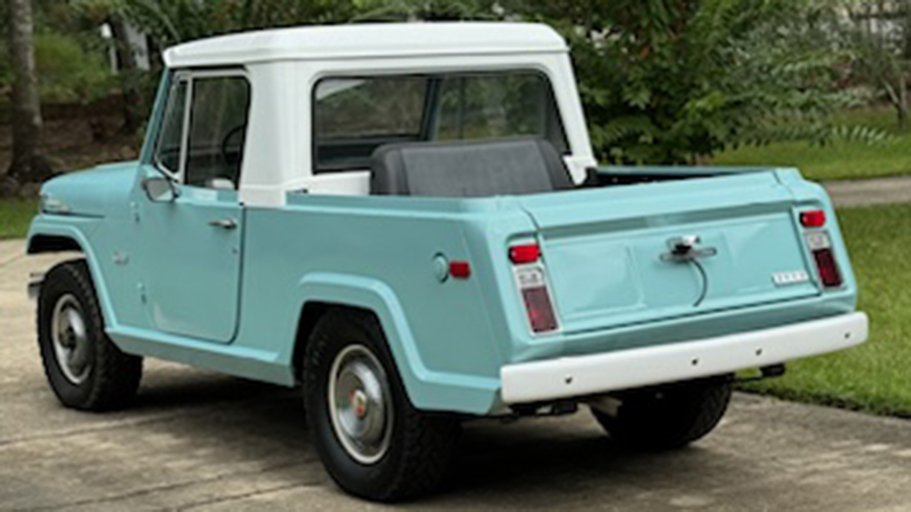 1st Image of a 1969 JEEP COMMANDO