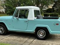 Image 4 of 11 of a 1969 JEEP COMMANDO