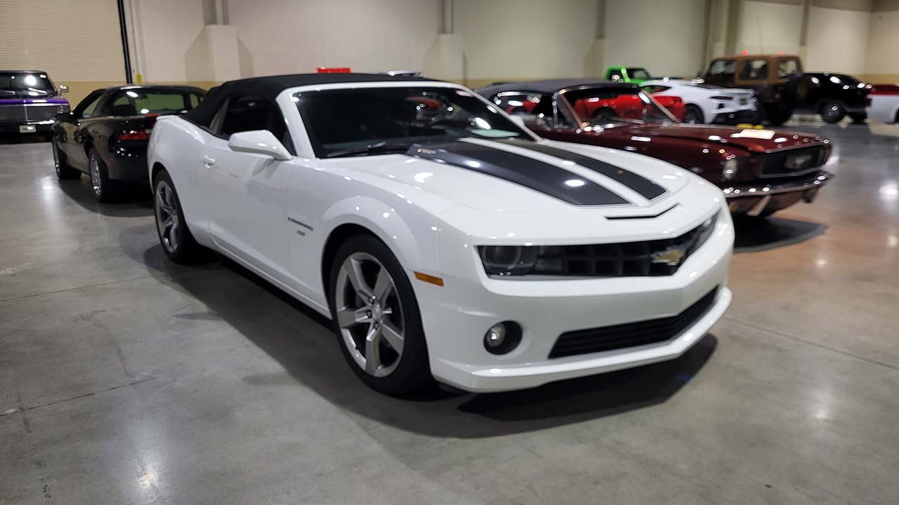 1st Image of a 2011 CHEVROLET CAMARO 1SS