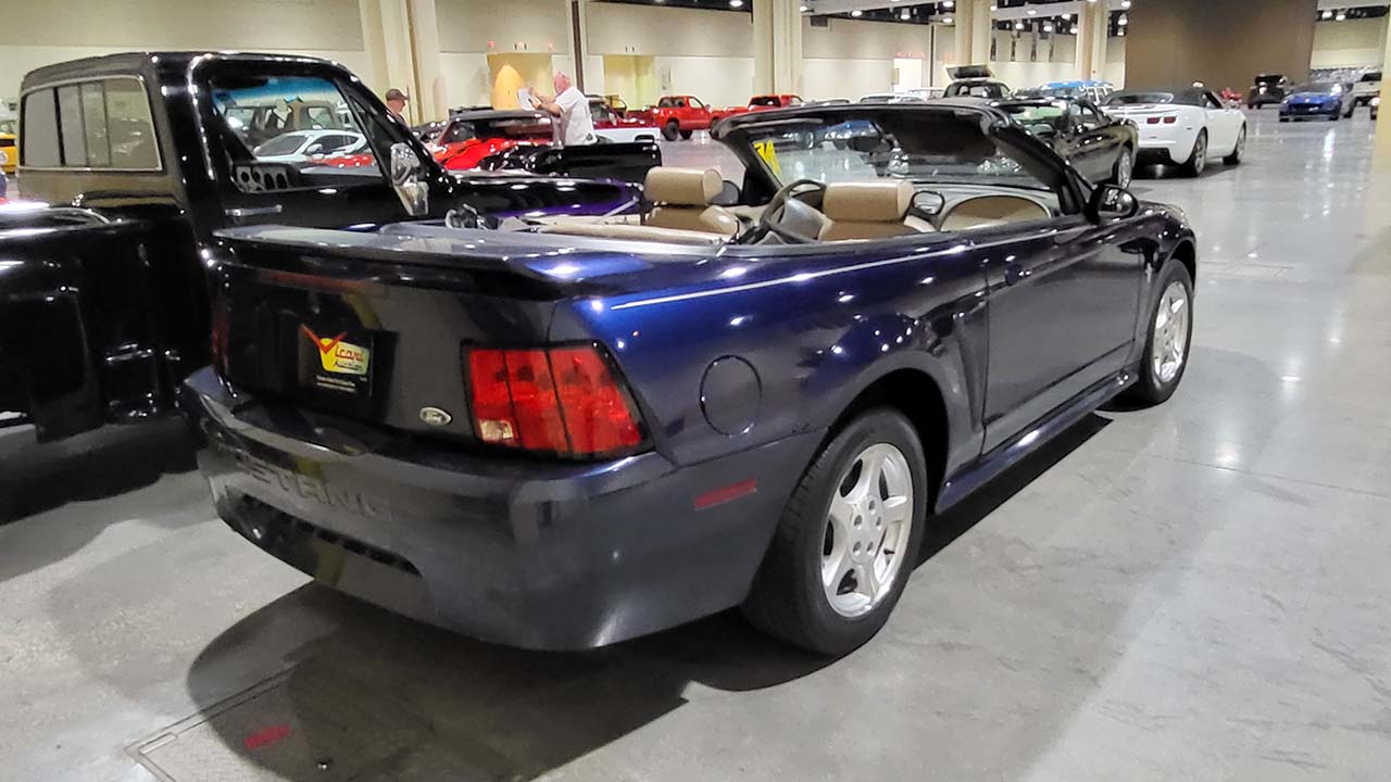 2nd Image of a 2003 FORD MUSTANG