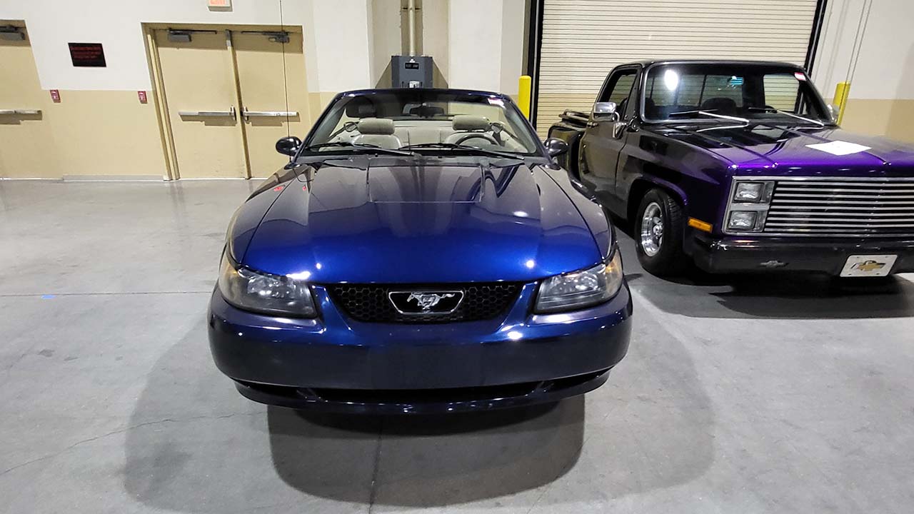 4th Image of a 2003 FORD MUSTANG