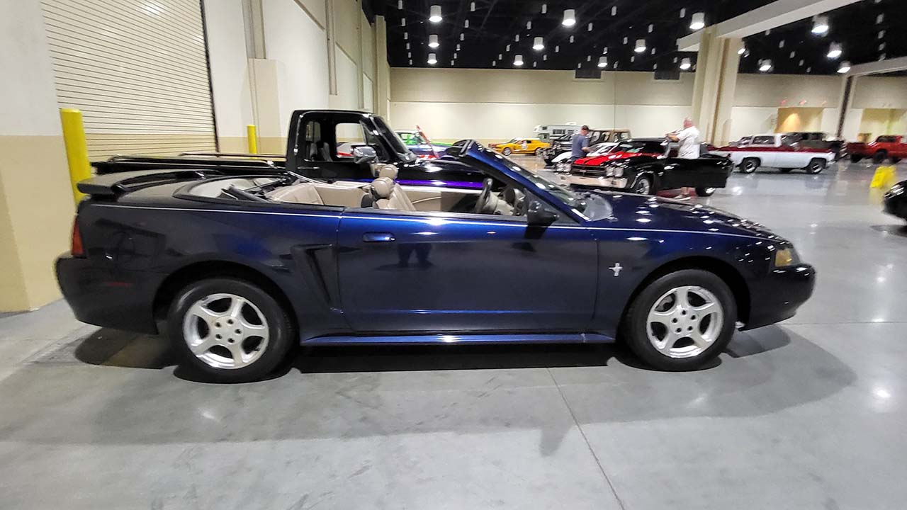 5th Image of a 2003 FORD MUSTANG