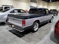 Image 3 of 7 of a 1991 CHEVROLET S10