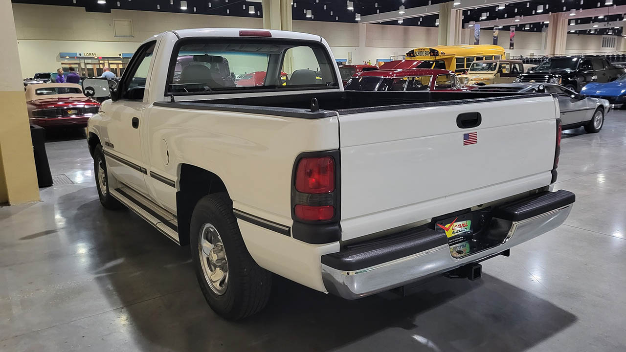 3rd Image of a 1997 DODGE RAM PICKUP 1500