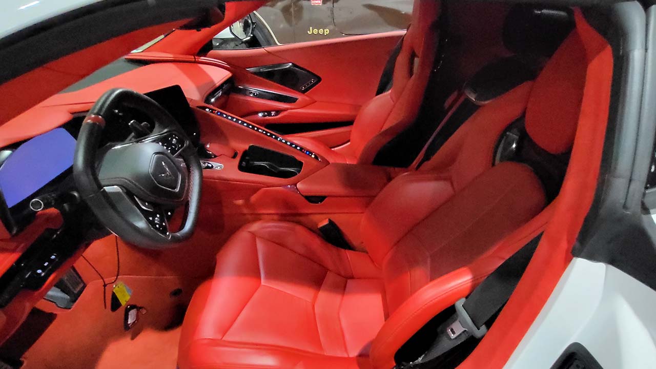 7th Image of a 2023 CHEVROLET CORVETTE