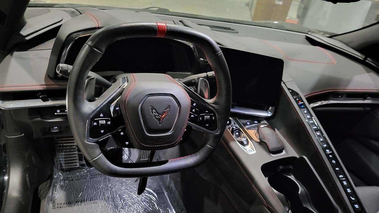 5th Image of a 2020 CHEVROLET CORVETTE PREMIUM 3LT