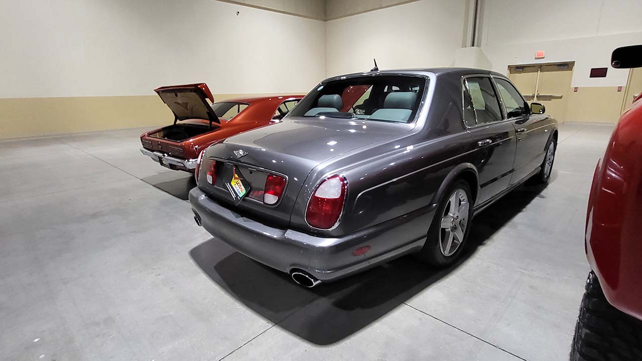 2nd Image of a 2002 BENTLEY ARNAGE T