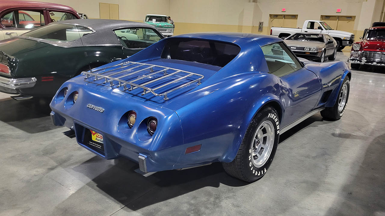 2nd Image of a 1977 CHEVROLET CORVETTE