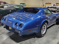 Image 3 of 8 of a 1977 CHEVROLET CORVETTE