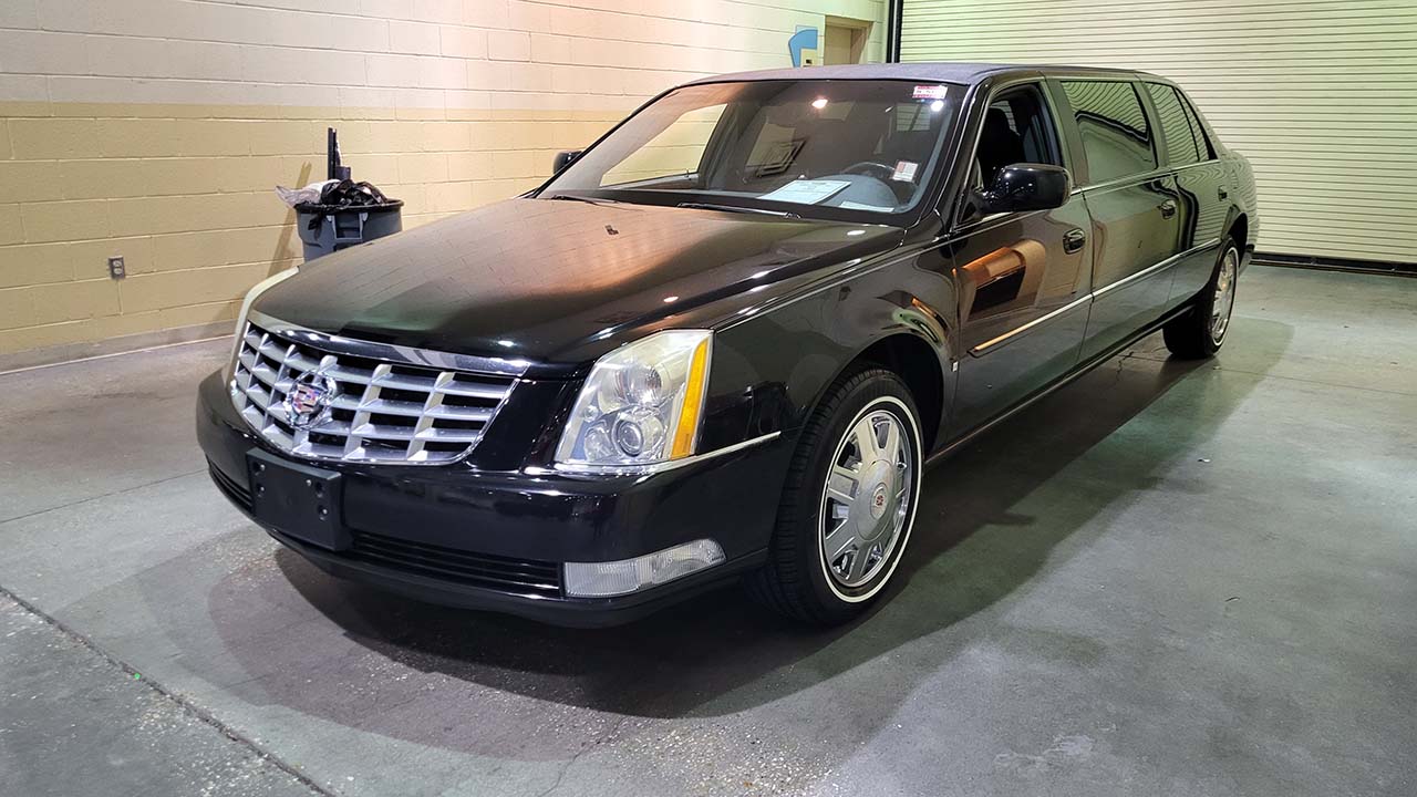 0th Image of a 2008 CADILLAC DTS