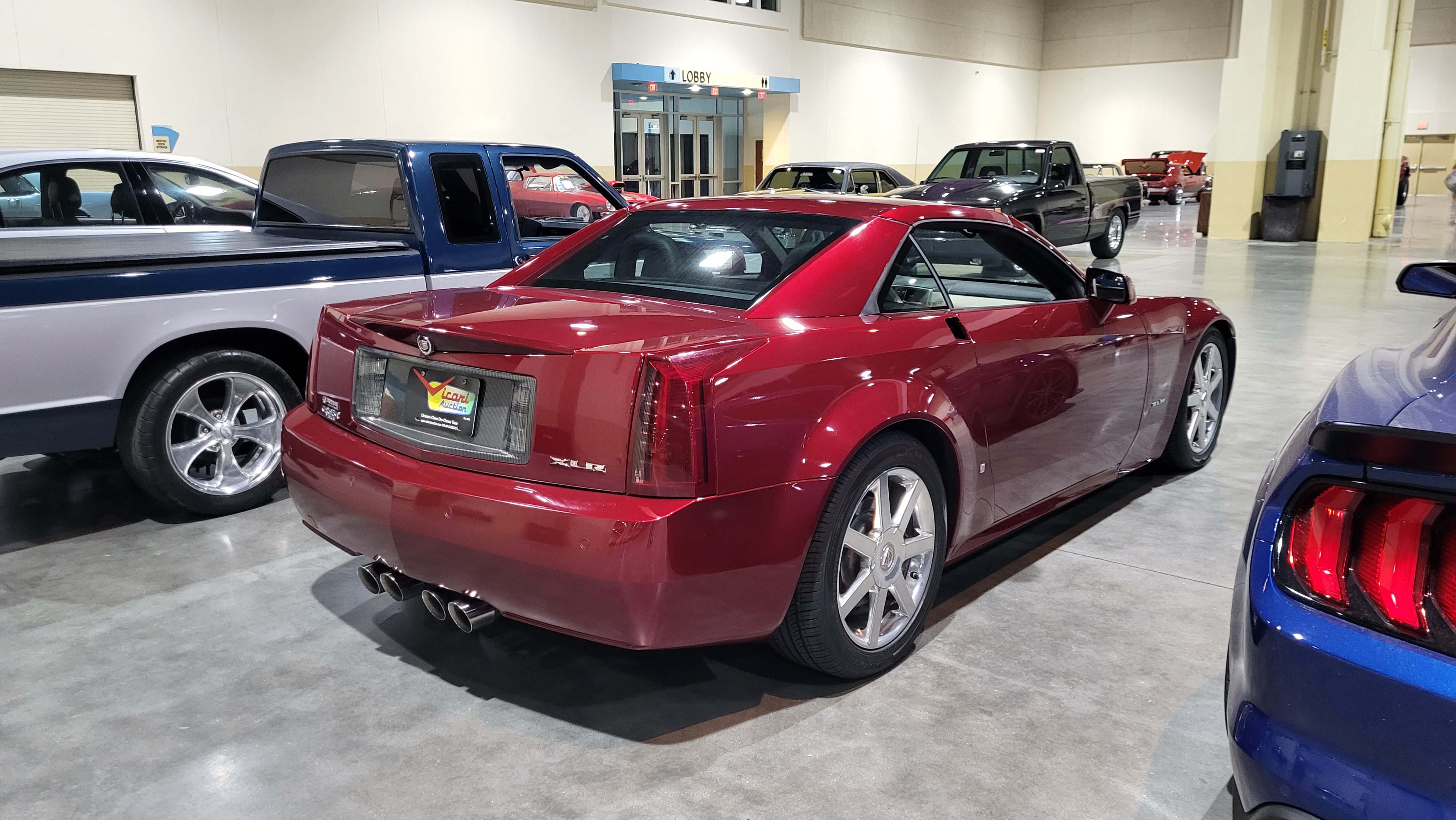 2nd Image of a 2006 CADILLAC XLR ROADSTER