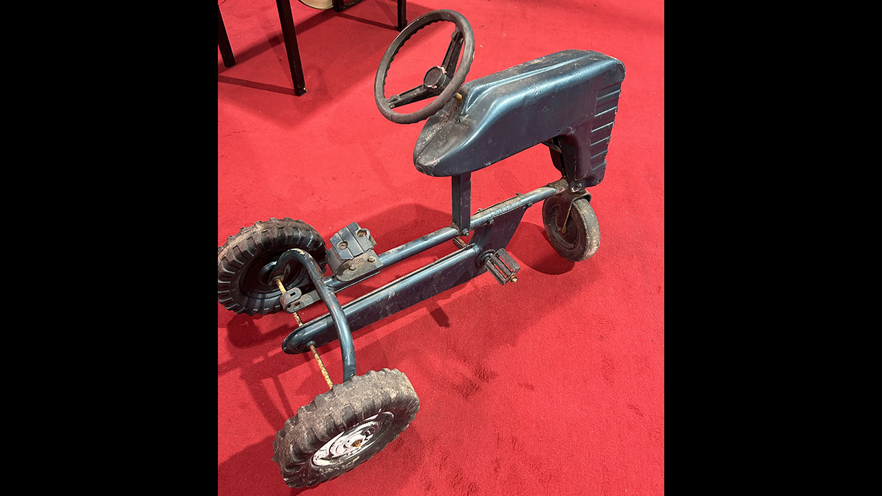 0th Image of a N/A N/A PEDAL TRACTOR