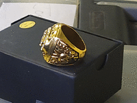 Image 3 of 3 of a N/A GREEN BAY PACKERS BRETT FAVRE SUPER BOWL RING