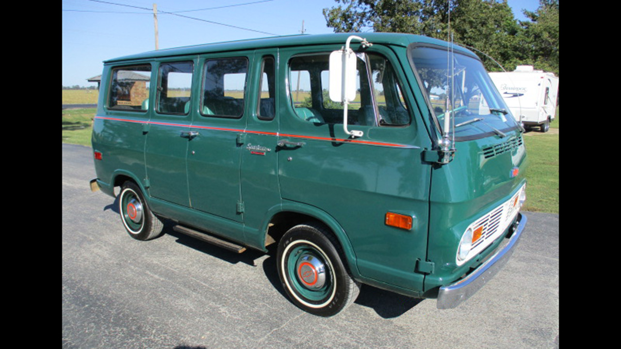 1st Image of a 1968 CHEVROLET SPORTSVAN 90 DELUXE