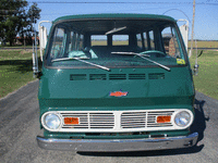 Image 6 of 16 of a 1968 CHEVROLET SPORTSVAN 90 DELUXE