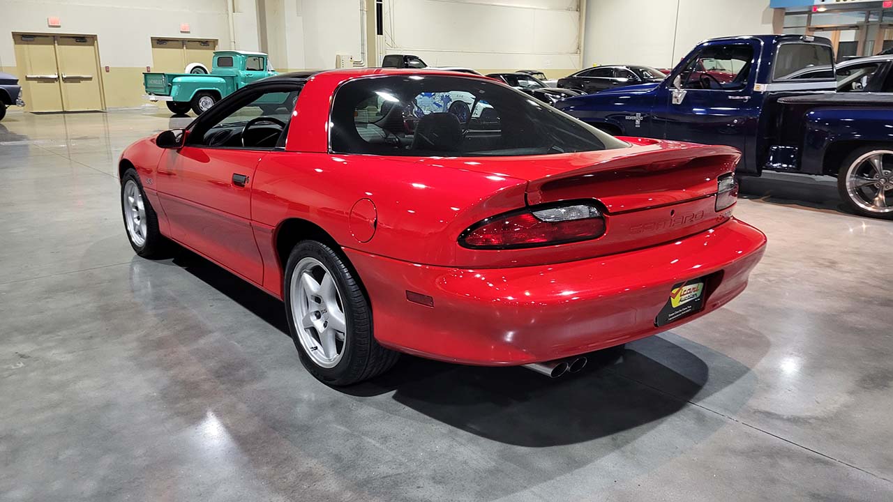 3rd Image of a 1996 CHEVROLET CAMARO Z28