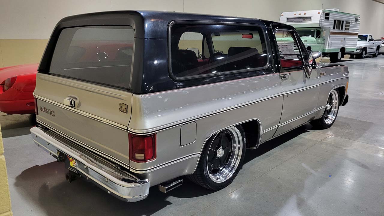 2nd Image of a 1979 GMC JIMMY